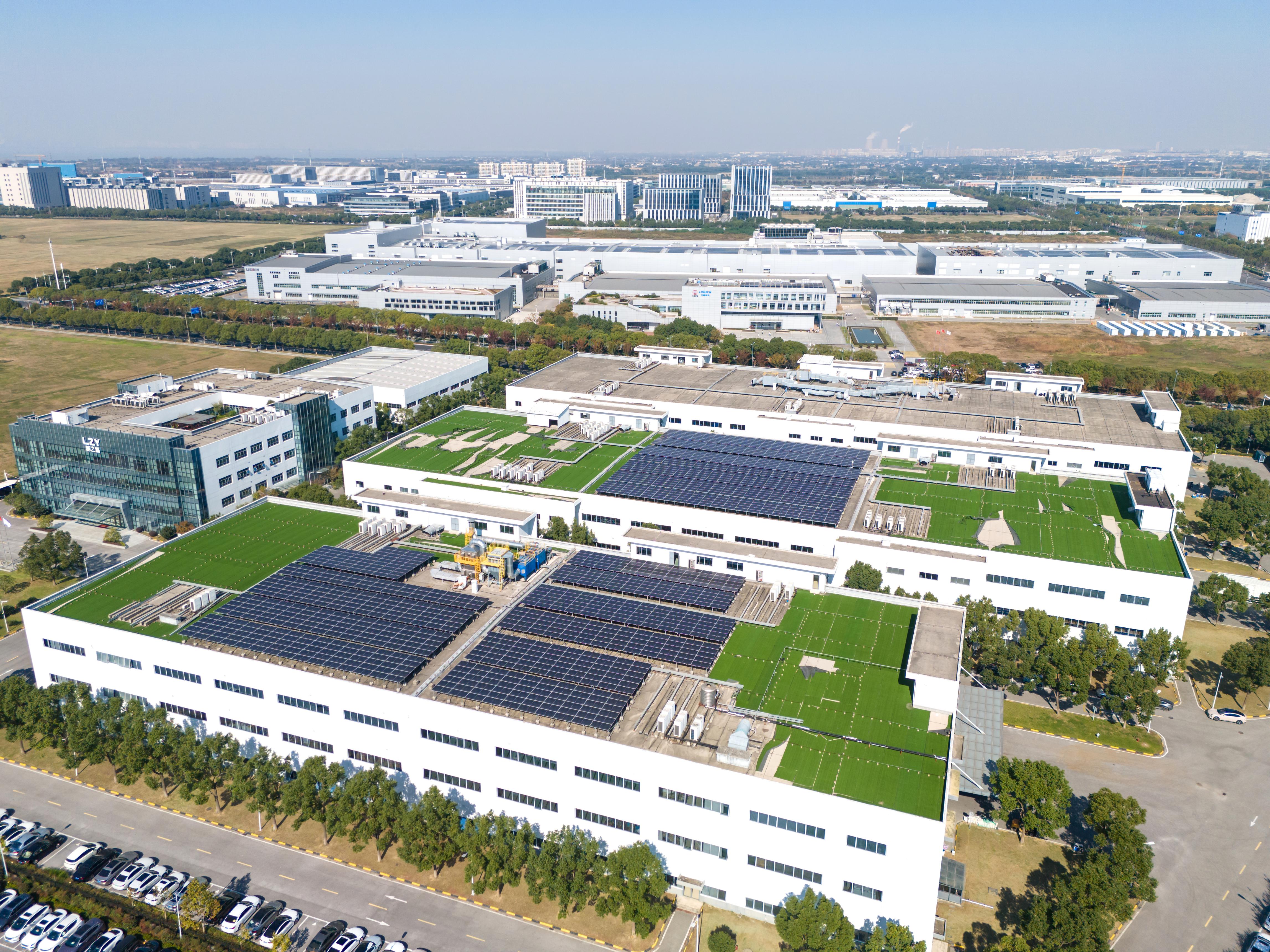 Large rooftop solar panel installation